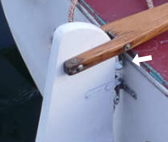 Transom-Detail.jpg