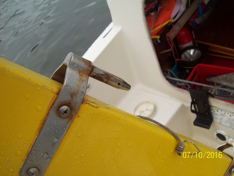 Rudder pin2.jpg