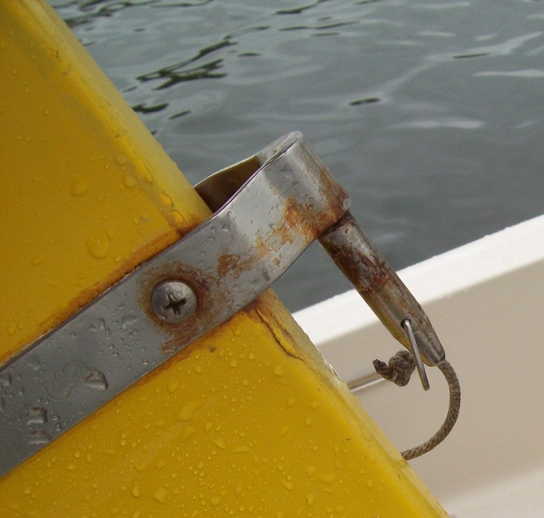 rudder pin1.jpg